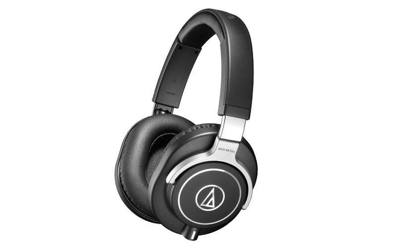 https://blog.landr.com/wp-content/uploads/2019/04/25_Best_Headphones_AudioTechnica_ath_m70x.jpg