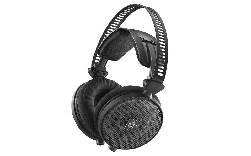 https://blog.landr.com/wp-content/uploads/2019/04/25_Best_Headphones_AudioTechnica_ath_r70x.jpg
